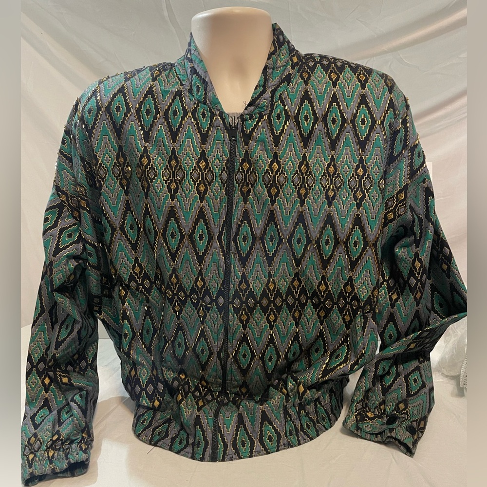 Halsey Collection Zip Lined Aztec Design Jacket